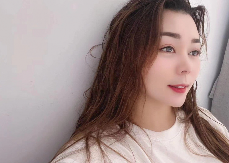 大奶妹妹 可kiss